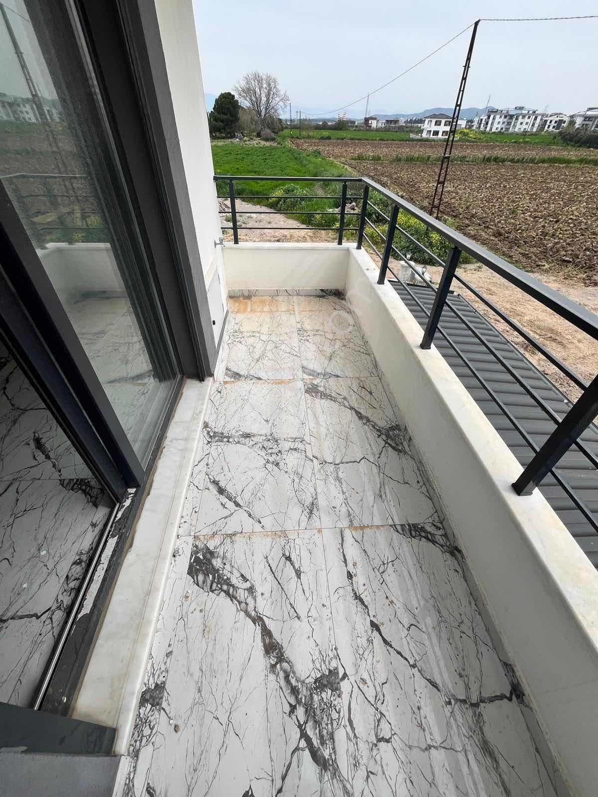 Harika Konumda 350 M2 Arsa İçinde İskanlı Sıfır Villa - Görsel 10