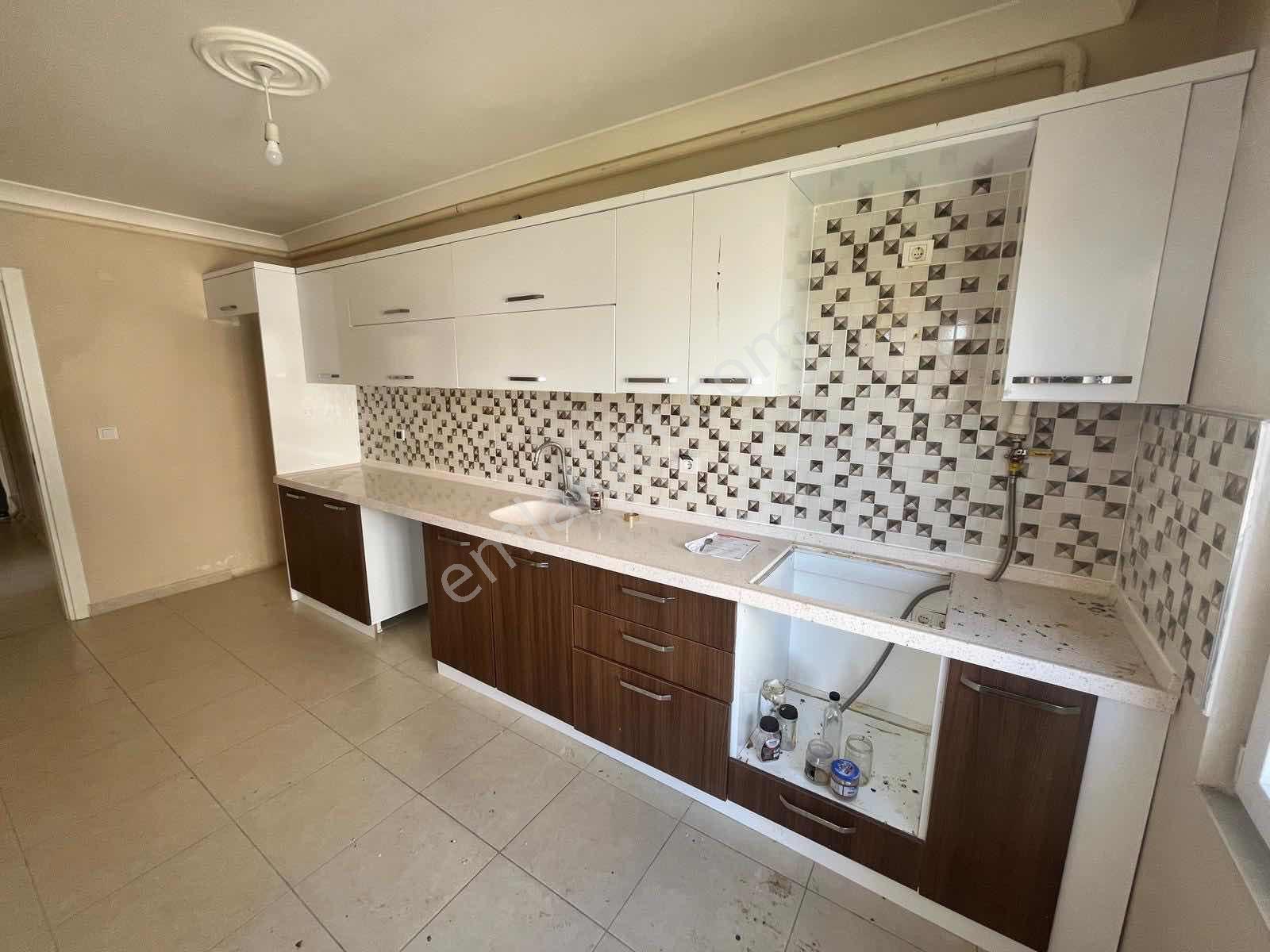 Büyük Geniş Ferah 3+1 Kaliteli Doğalgazlı Harika Daire - Görsel 16