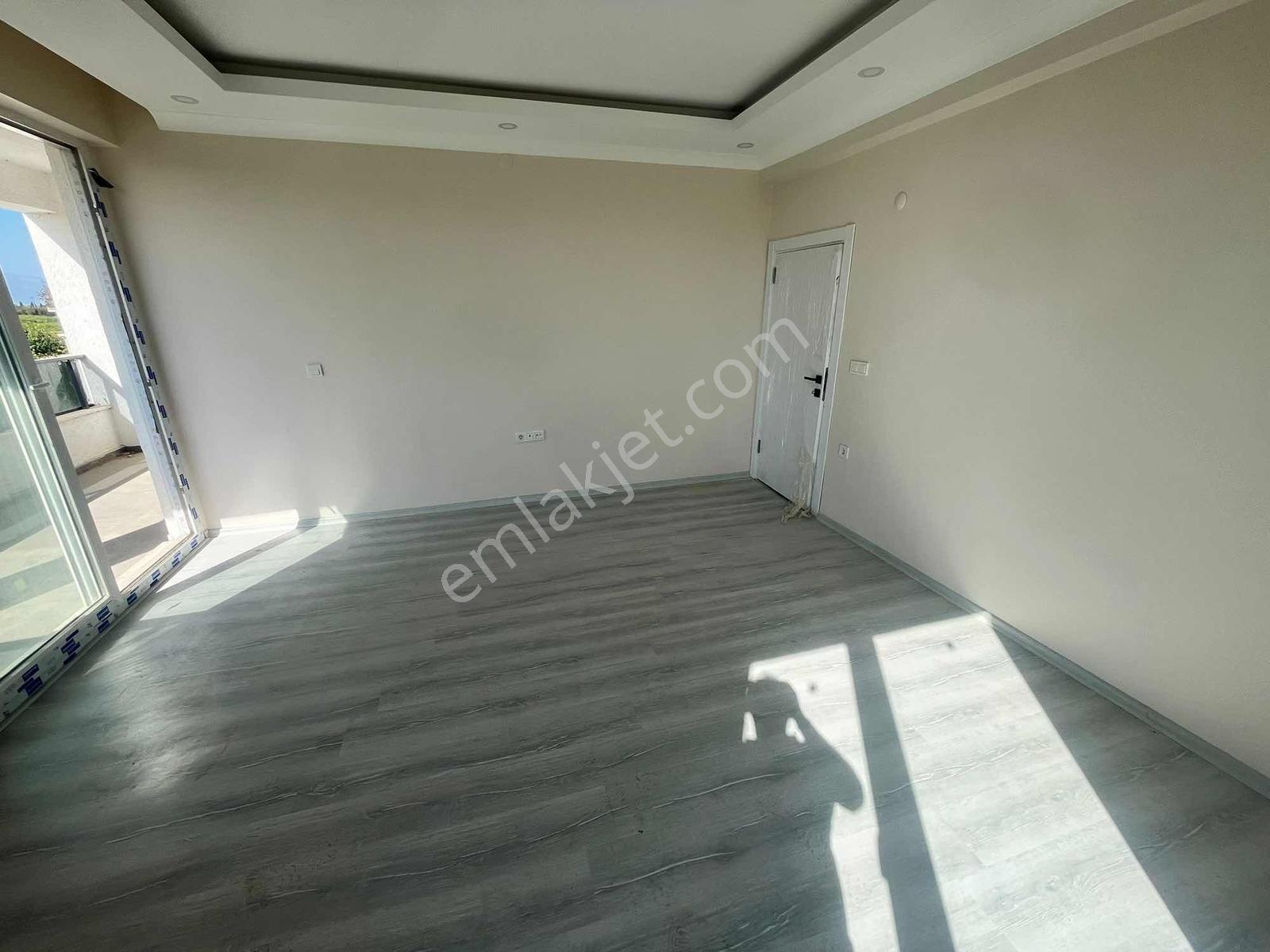 Denize Yakın Site İçinde Manzaralı Kaliteli 2+1 İskanlı Daire - Görsel 4