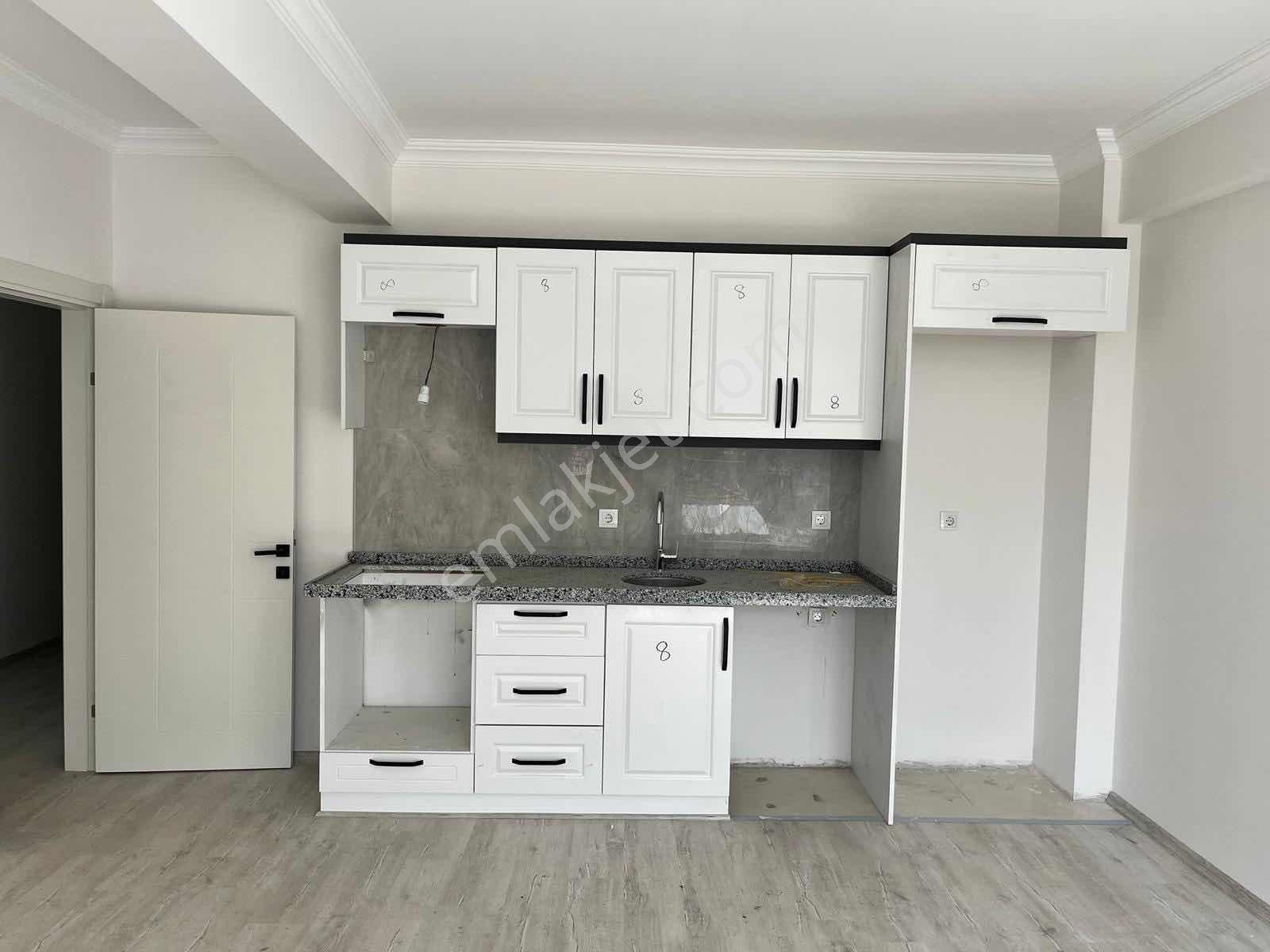Kemalpaşa Mah.2+1 İskanlı Kaliteli Arakat Sıfır Daire - Görsel 11