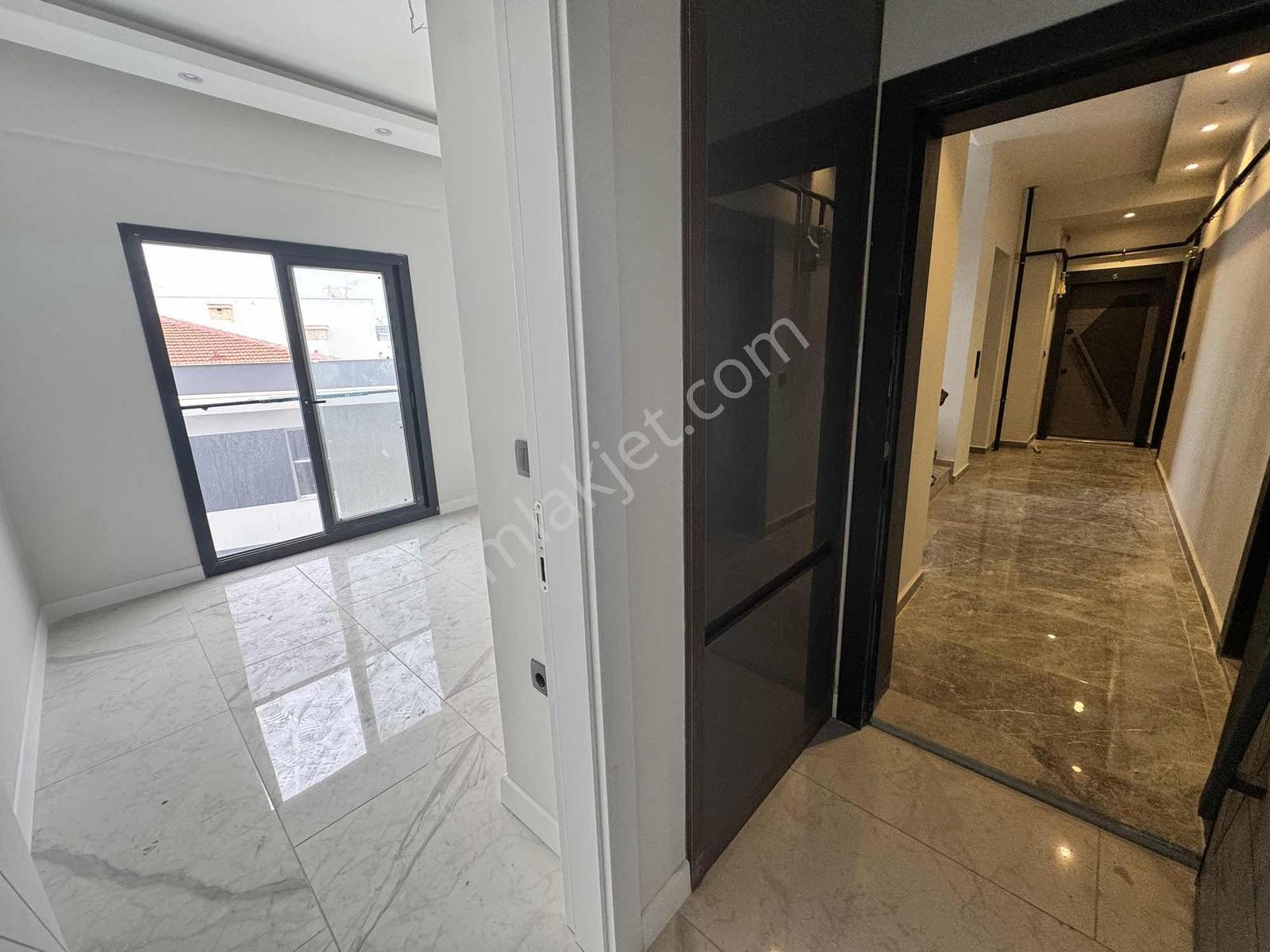 Kuşadası Nesa İn Life Sitesinde Sıfır 1+1 Yerden Isıtma Daire - Görsel 26