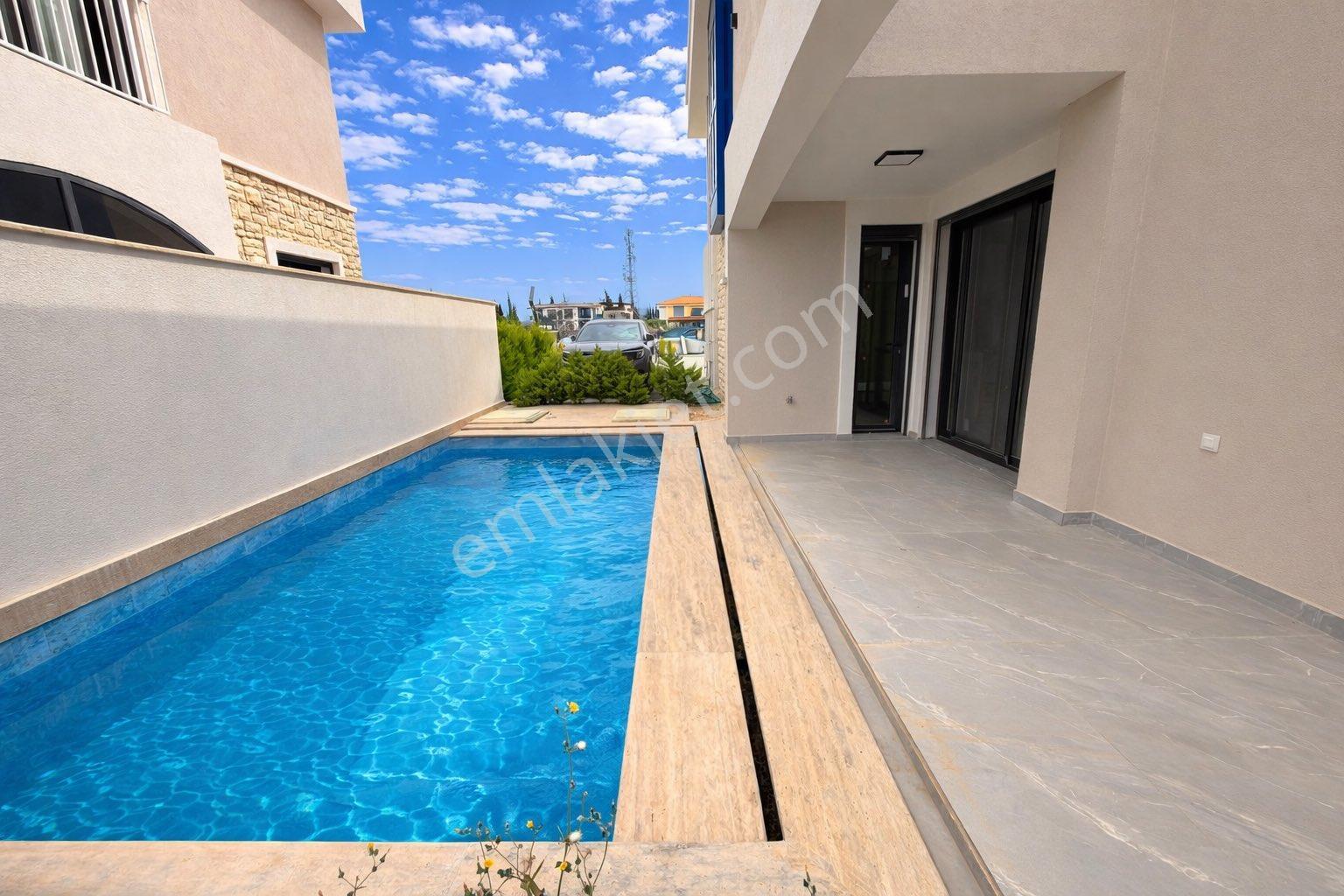 Kuşadası Davutlarda 4+1 Sıfır Tek Müstakil Özel Havuzlu Tek Müstakil Villa - Görsel 25