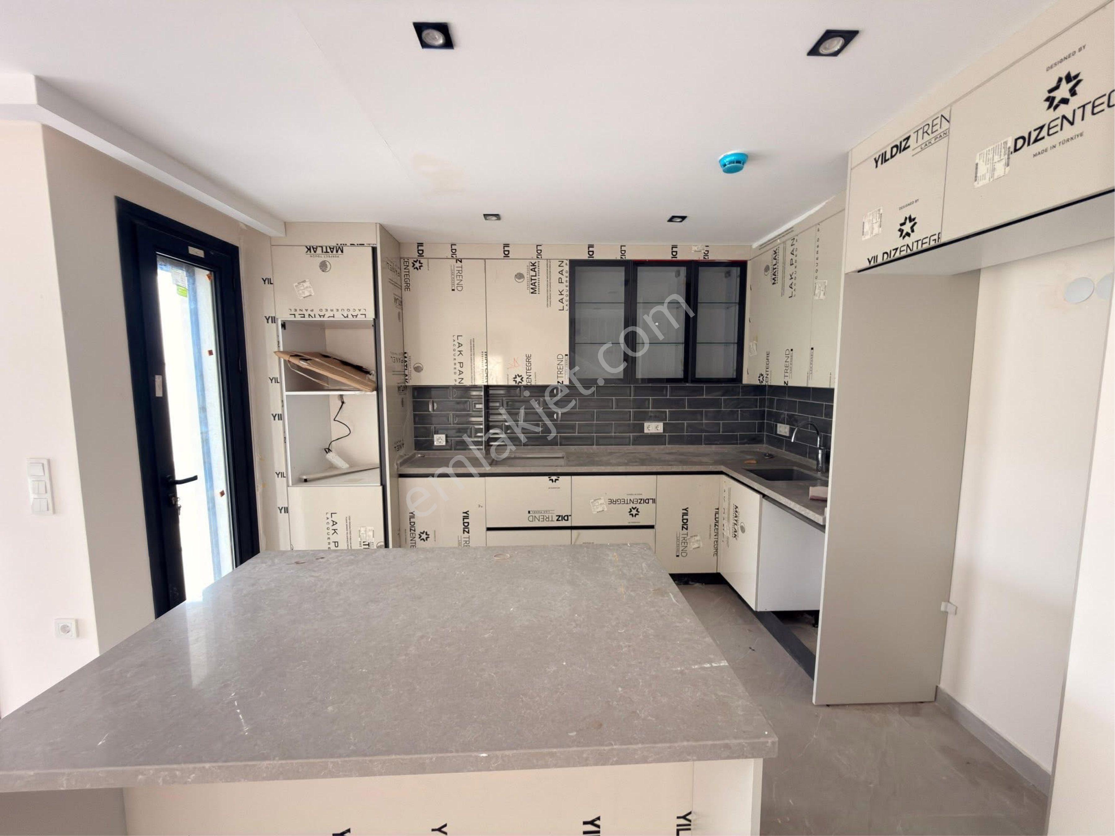 Kuşadası Davutlarda 4+1 Sıfır Tek Müstakil Özel Havuzlu Tek Müstakil Villa - Görsel 19