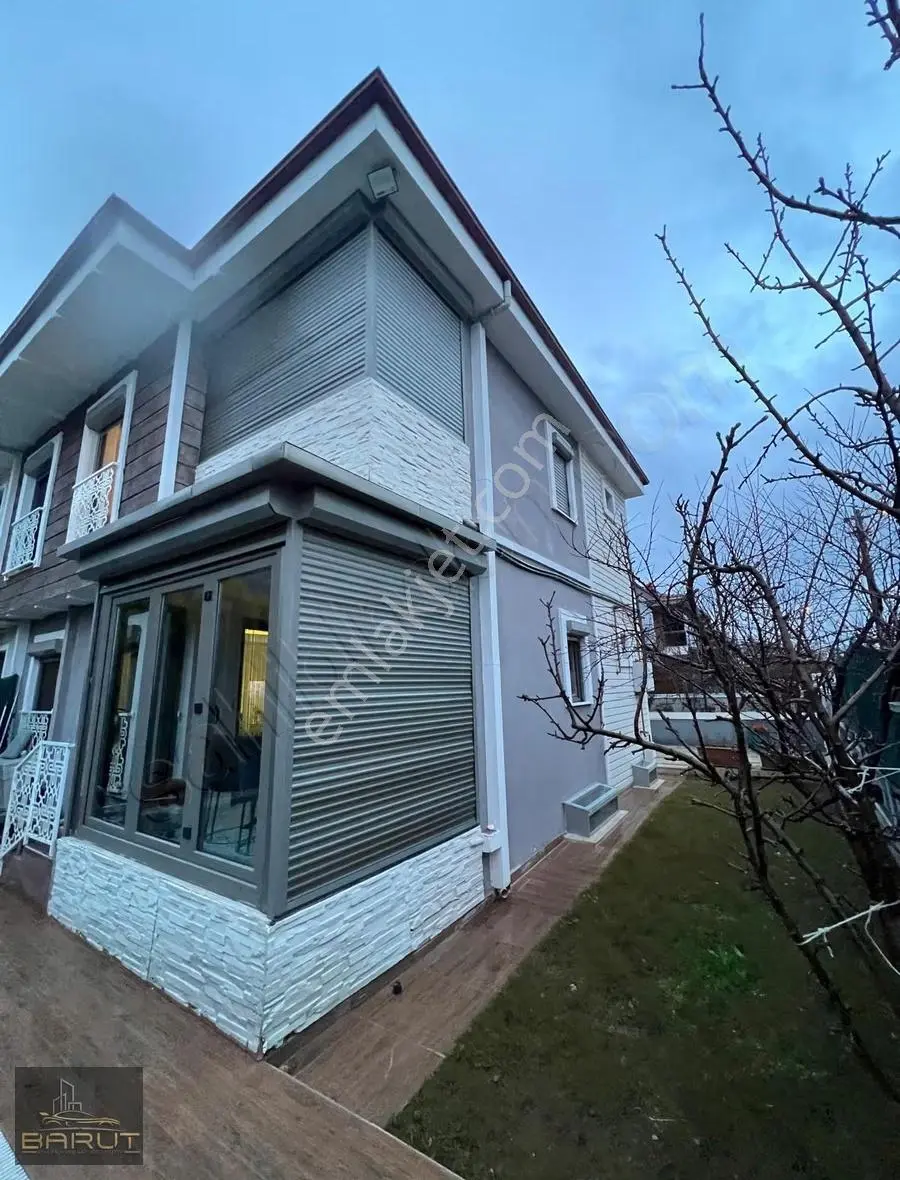 Düğerek'te Lokasyon Avantajıyla Havuzlu Prestij Villa - Görsel 20