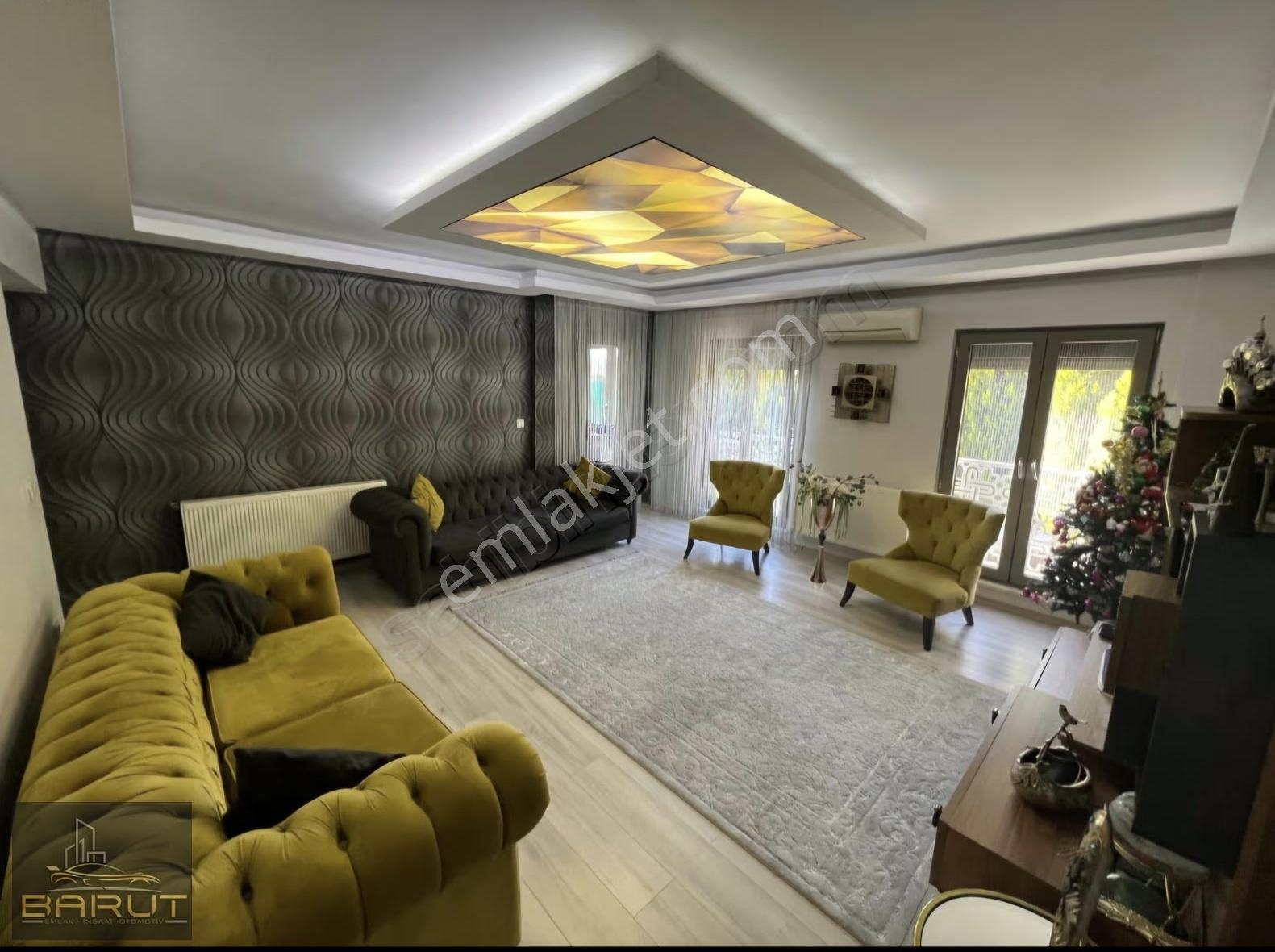Düğerek'te Lokasyon Avantajıyla Havuzlu Prestij Villa - Görsel 10