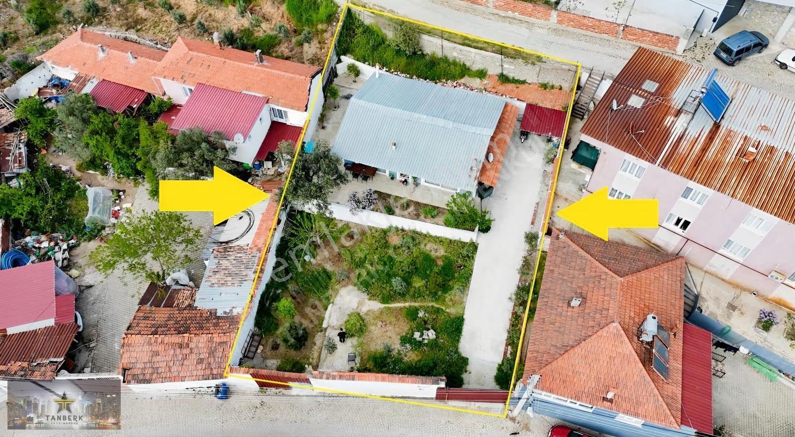 Tanberk' Den Satılık Bahçeli Müstakil Ev 504 M2 Arsa İçinde