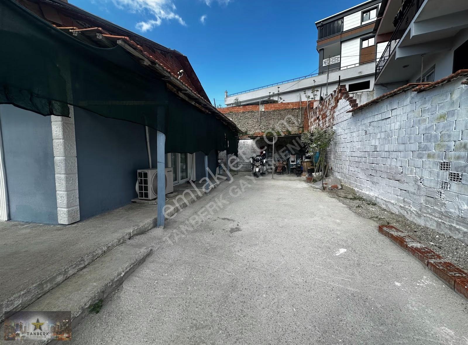 Tanberk' Den Satılık Bahçeli Müstakil Ev 504 M2 Arsa İçinde - Görsel 16