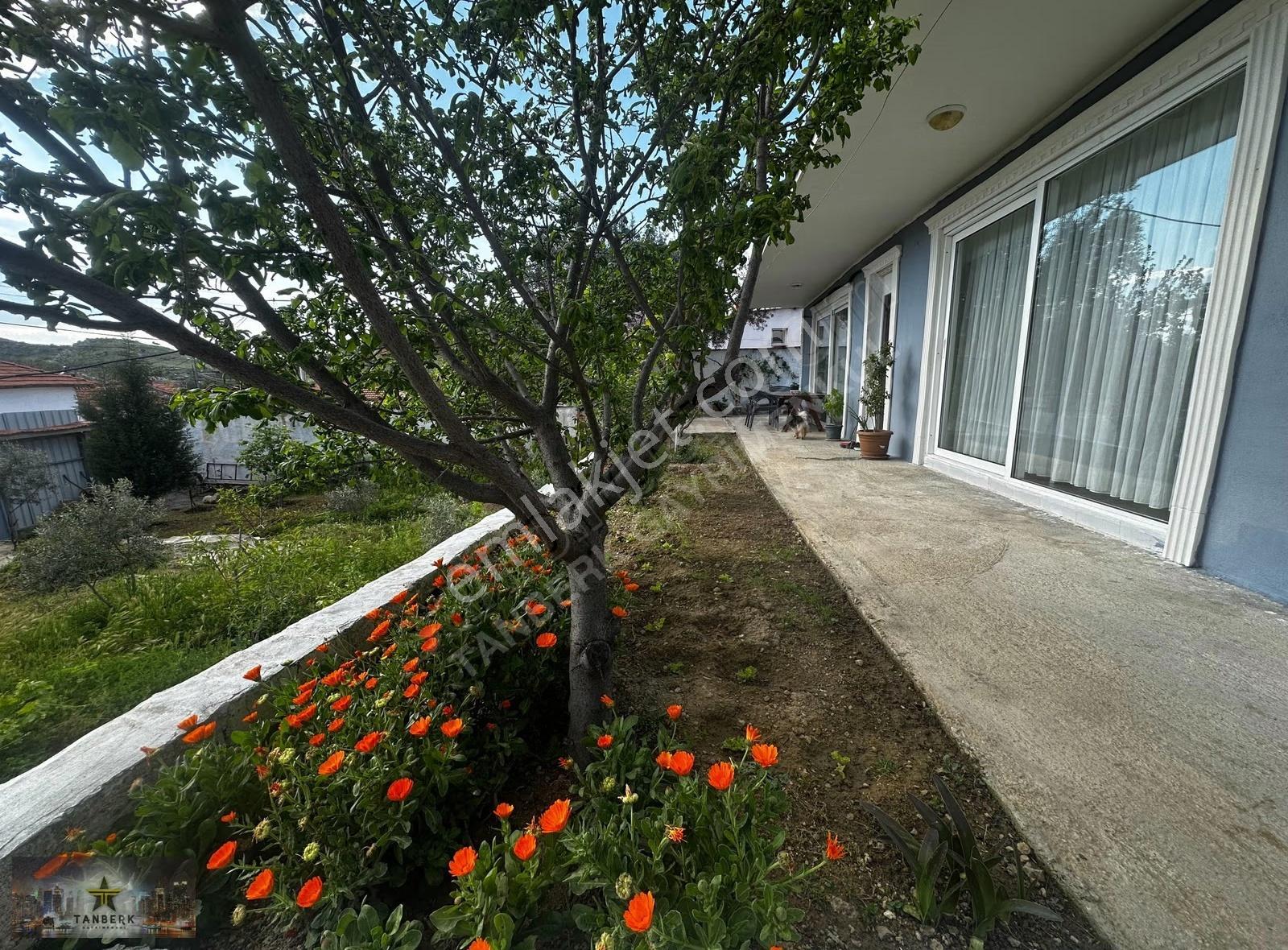 Tanberk' Den Satılık Bahçeli Müstakil Ev 504 M2 Arsa İçinde - Görsel 5