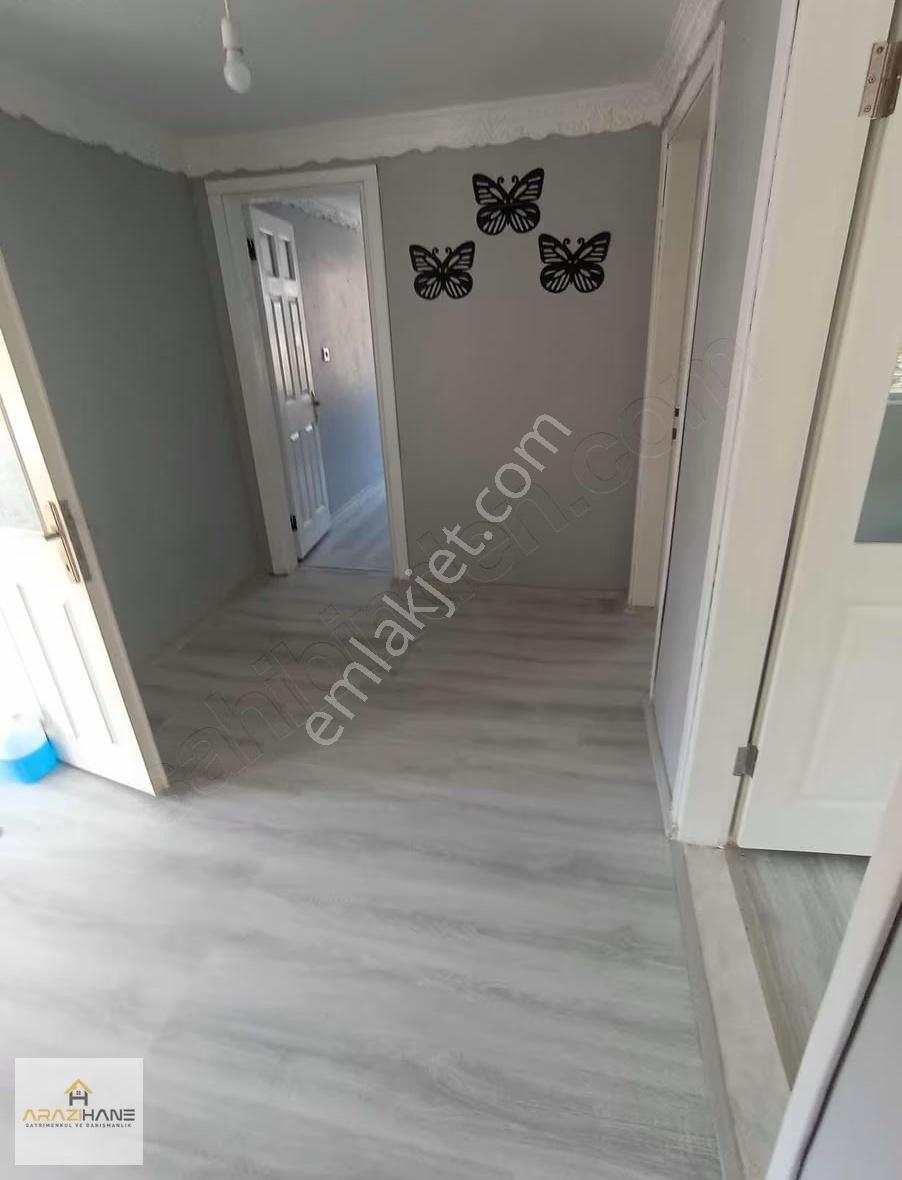 Kiralık Eşyalı 2+1 Daire Çarşı Merkez Avlulu Bahçeli - Görsel 8