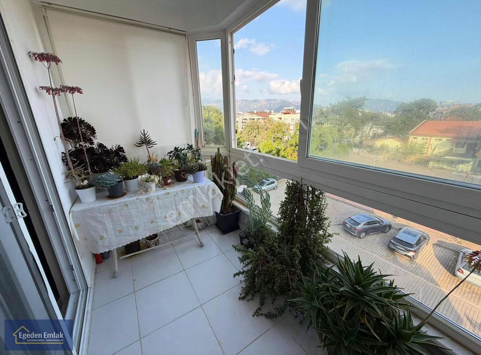 Marmaris 'te Denize Yakın 3+1 Bakımlı Satılık Daire - Görsel 2