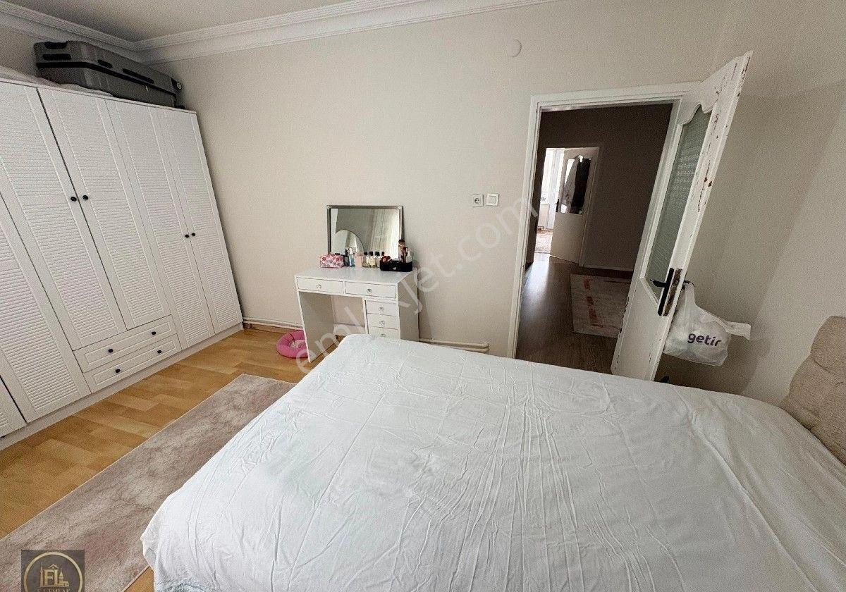 F-l Den Esatpaşa Merkezde Arakat 130 M2 Hemen Teslim Geniş Ferah Bakımlı Daire - Görsel 6