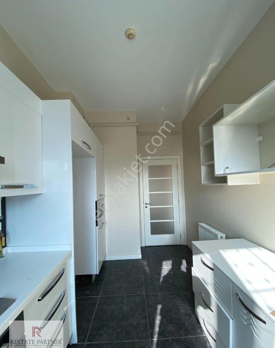 Ataşehir Atatürk Mahallesi Trendist Kiralık 3+1 Daire 143m2 - Görsel 24