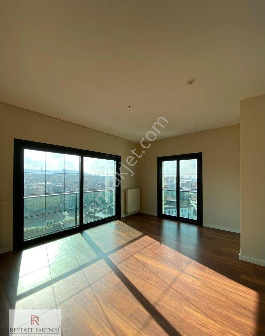 Ataşehir Atatürk Mahallesi Trendist Kiralık 3+1 Daire 143m2 - Görsel 14