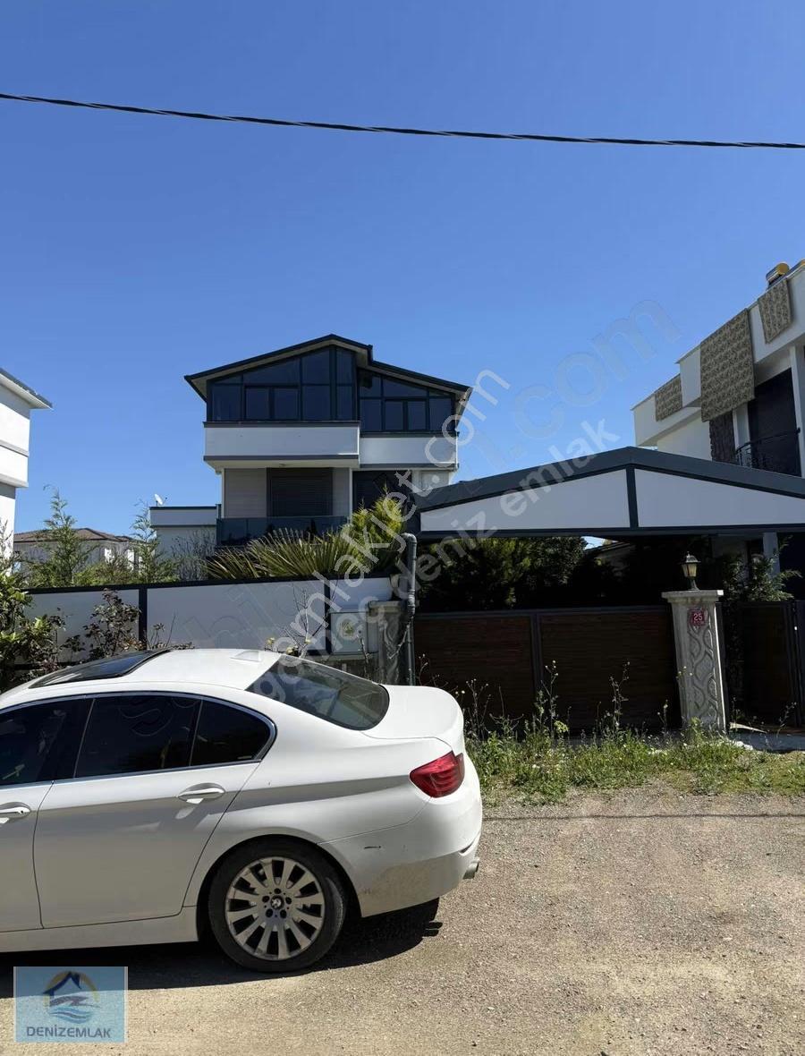 Sahilde Tam Müstakil Trıblex Villa