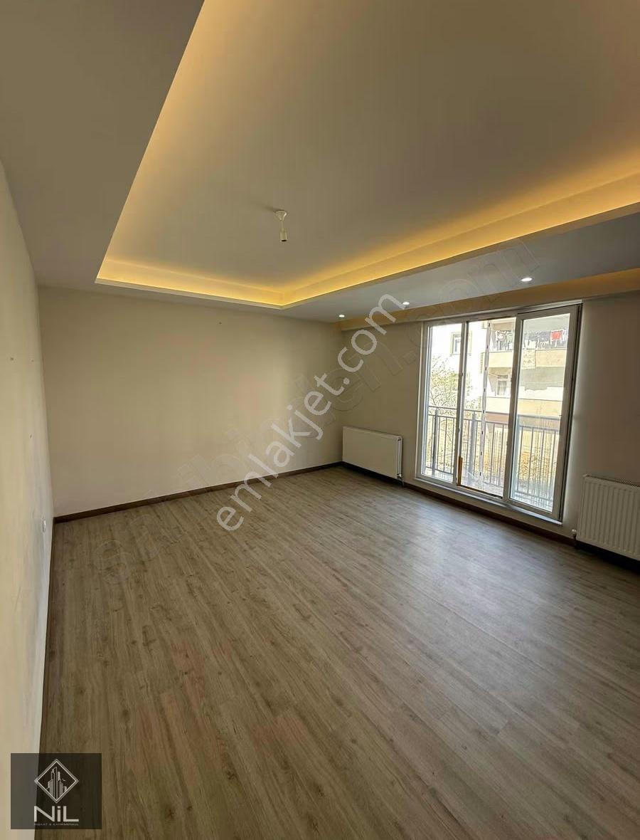 Belediyeye Cephe 2+1 Ön Cephe Çok Geniş Kullanışlı Daire Kombili - Görsel 4