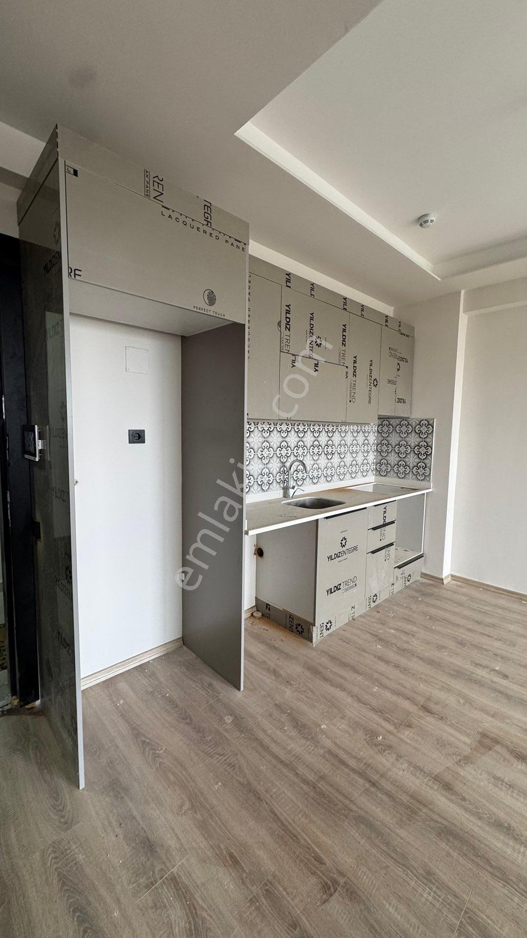 Deniz Manzaralı Krediye Uygun İskanı Alınmış Sıfır Daire - Görsel 17