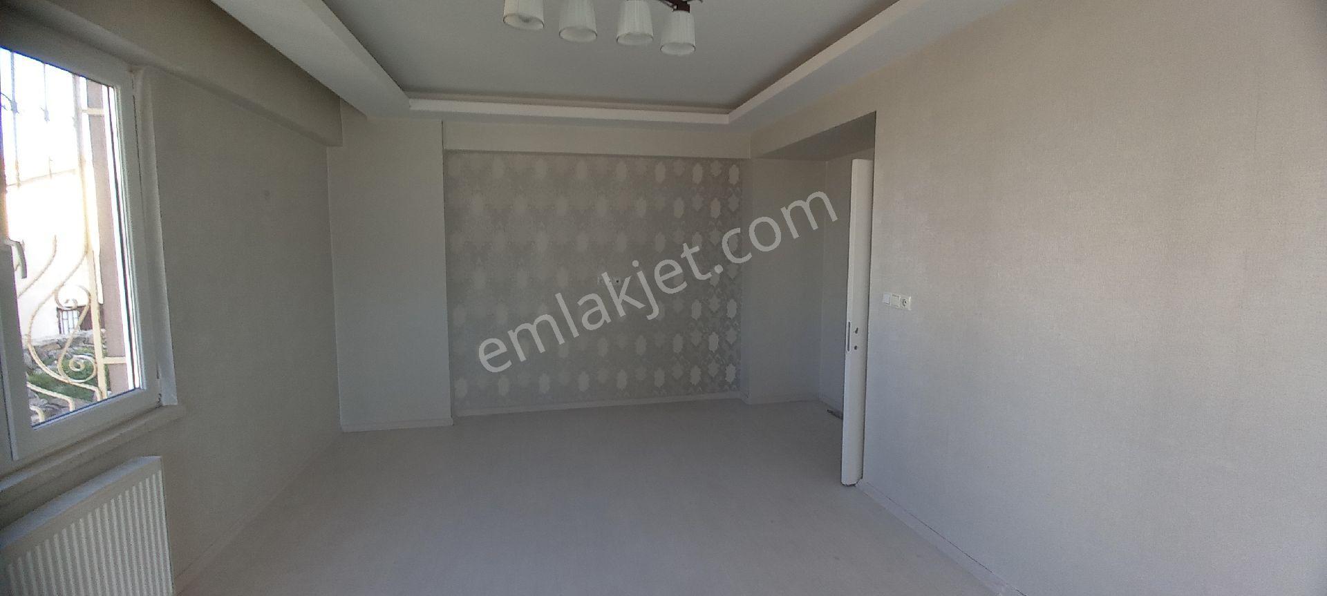 Afyon Emlak Ofisinden Kiralık 3+1 Daire - Görsel 5