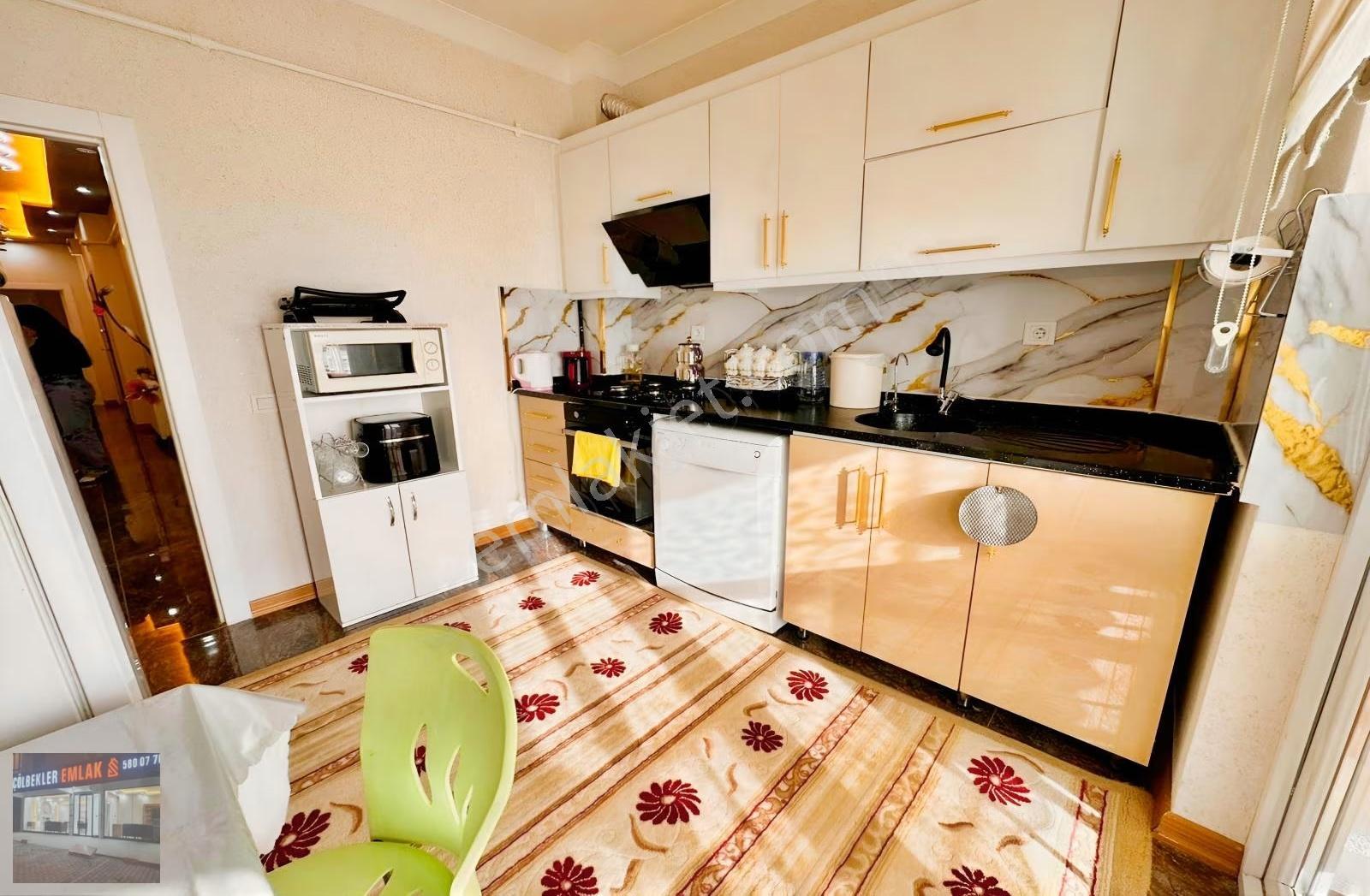 Bademlik Mah.de Kat'ta 4+1 Ultra Lux Yapılı Geniş M2 E Banyo'lu! - Görsel 11