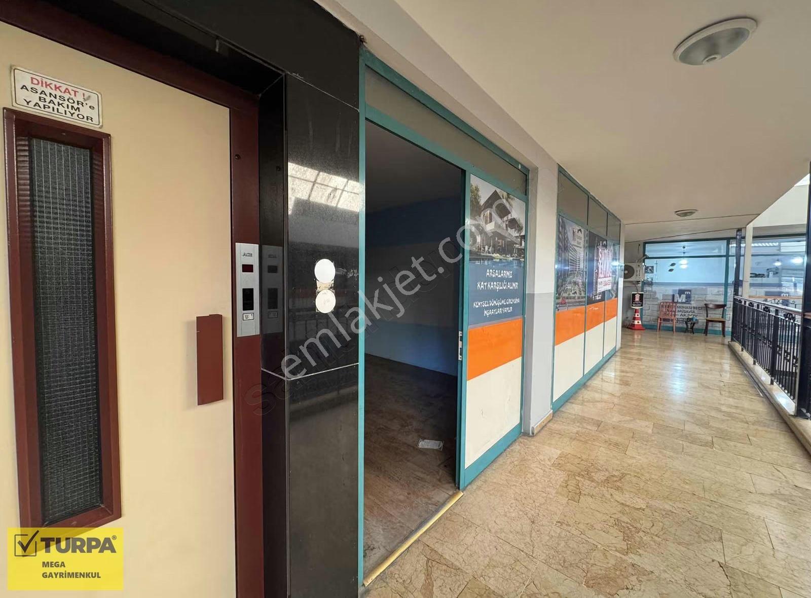Çiğli Ataşehir Yağcı İş Merkezinde Yatırımlık Satılık Ofis - Görsel 2