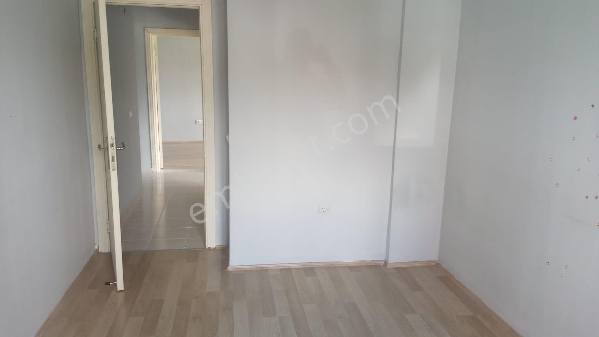 Damla Emlaktan İşhan Tokide Kiralık 3+1 Daire - Görsel 22