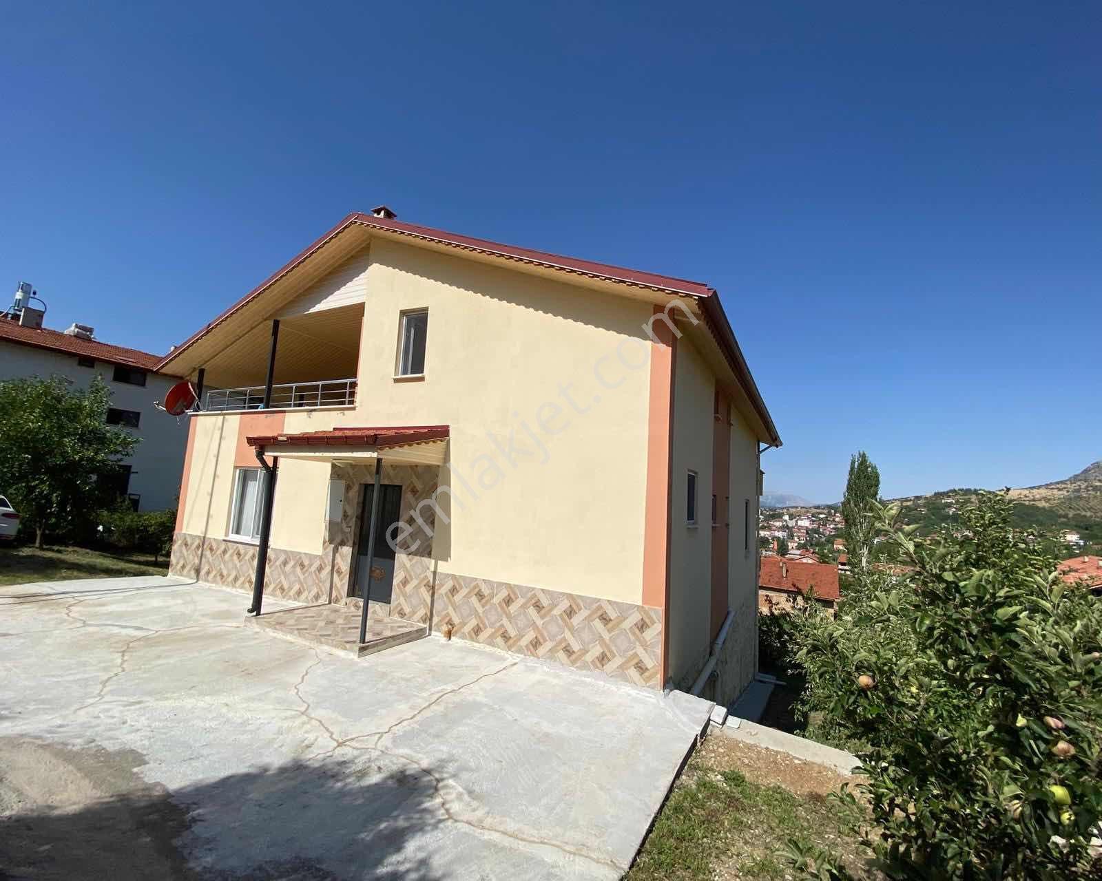 Isparta Aksu Yenice Köyiçi'nde Satılık 2 Katlı Müstakil Ev - Görsel 9