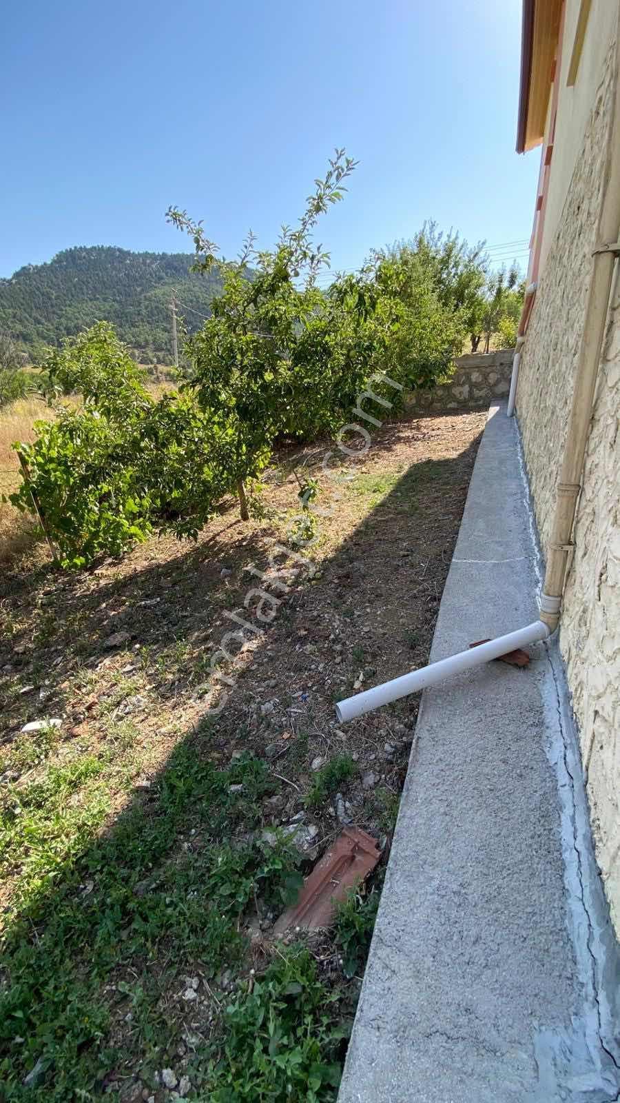 Isparta Aksu Yenice Köyiçi'nde Satılık 2 Katlı Müstakil Ev - Görsel 14