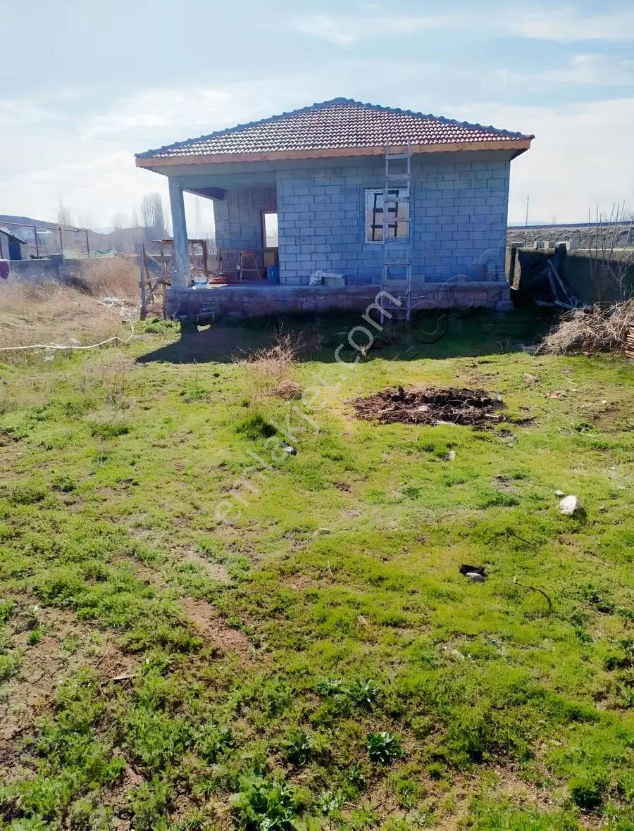 Cırkalanda %75 İnşaatı Bitmiş Satılık Bağ Evi
