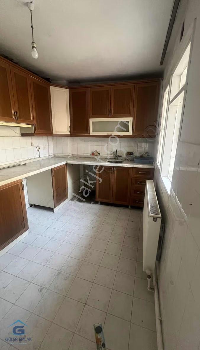 Cumhuriyette Kervanyolu Üzerinde Kiralık 3+1 Daire - Görsel 15
