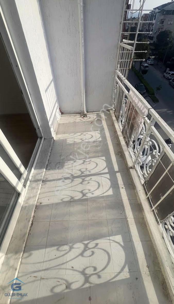 Cumhuriyette Kervanyolu Üzerinde Kiralık 3+1 Daire - Görsel 2
