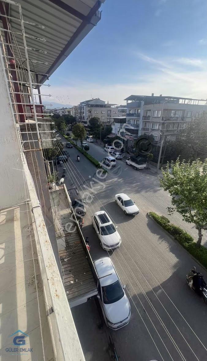 Cumhuriyette Kervanyolu Üzerinde Kiralık 3+1 Daire - Görsel 7