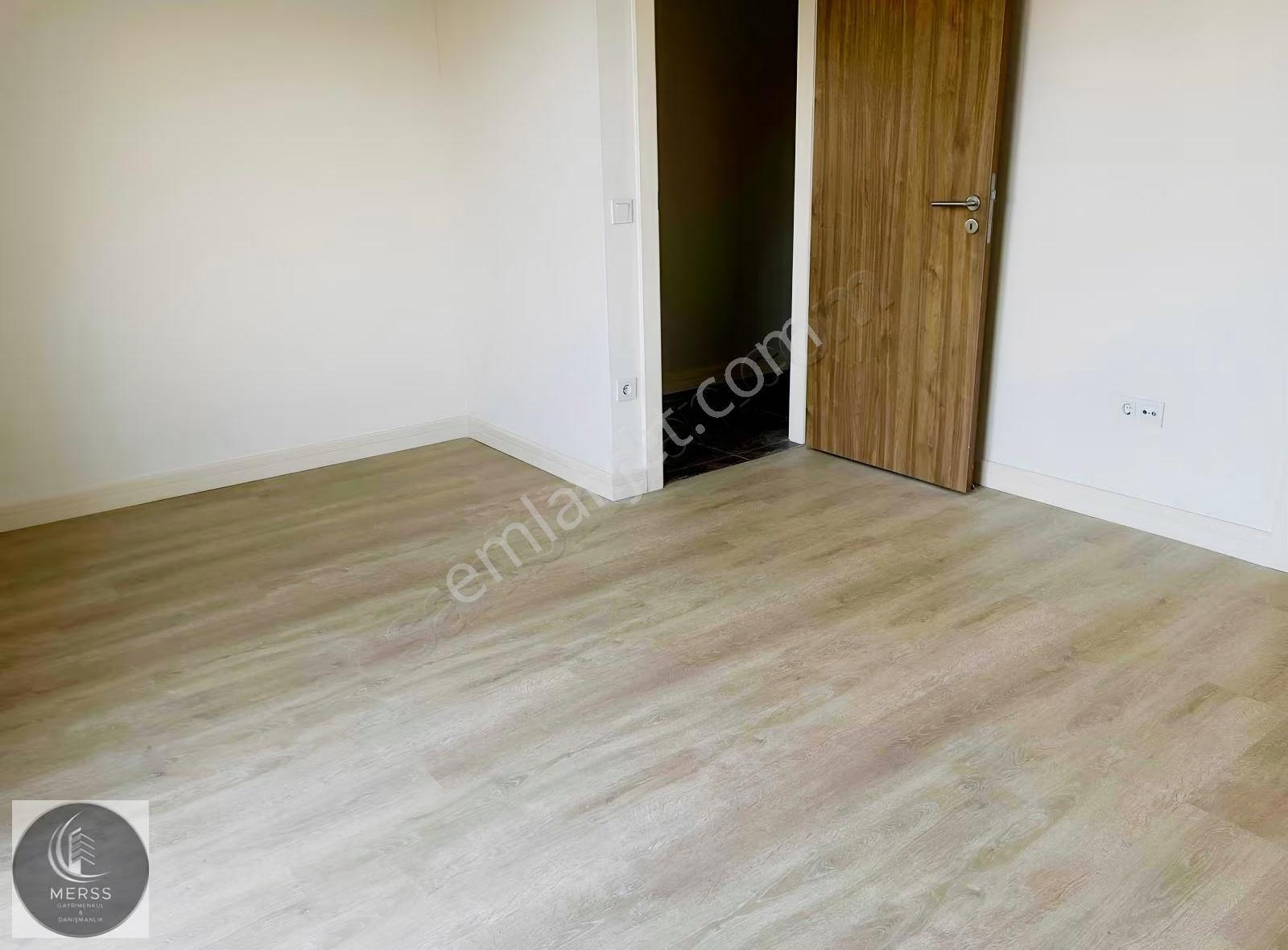 Sultanbeyli Suryapı İlkbahar 2 De Arakat 150 M2 3+1 Daire - Görsel 18