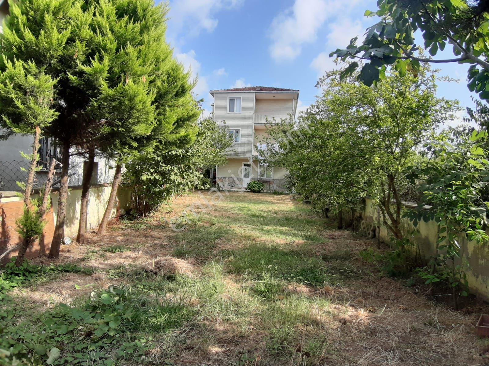 Şile Alacalı'da Merkezi Lokasyonunda 3 Katlı Yazlık Villa - Görsel 12