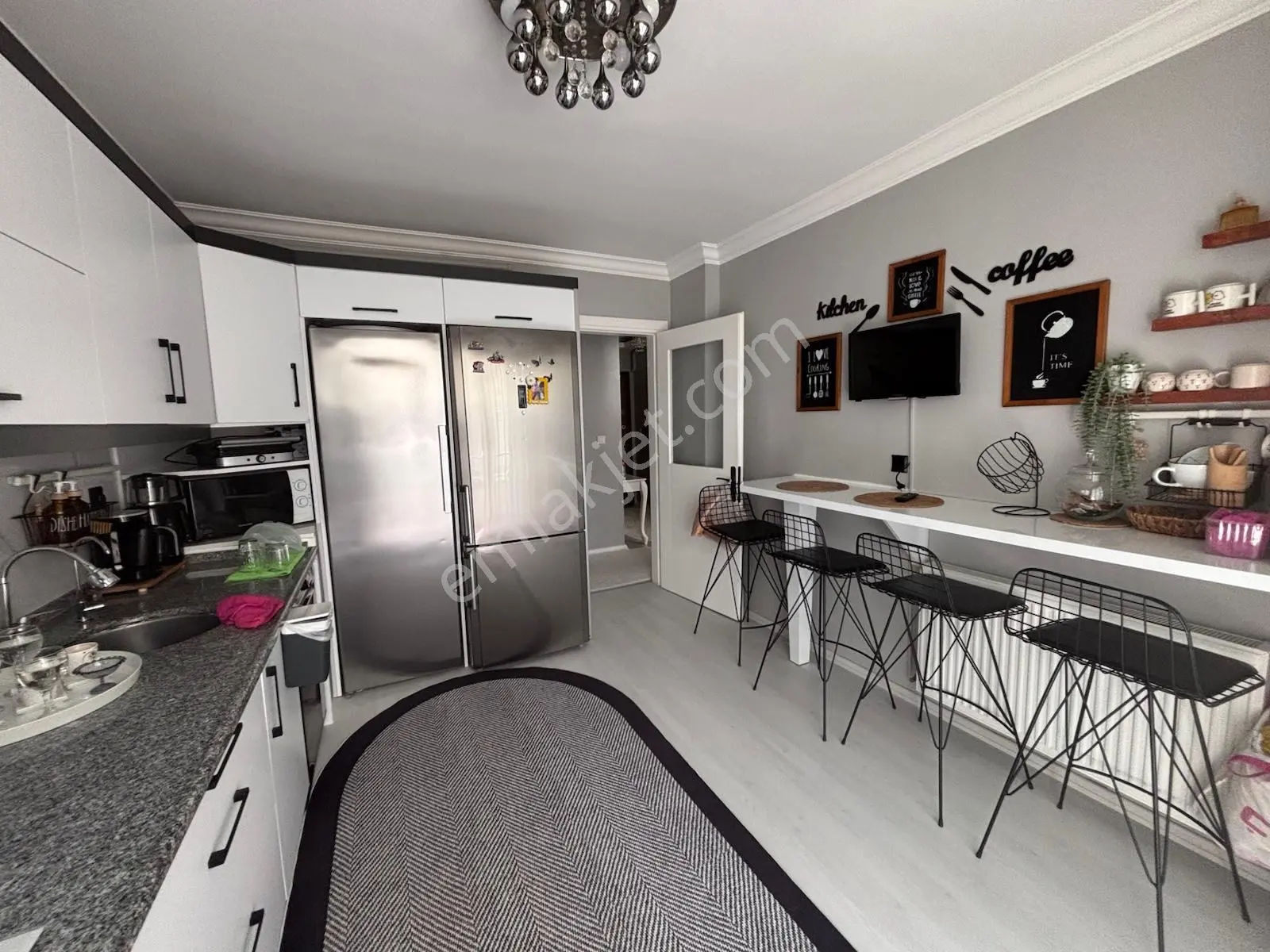 Aliağa Devlet Hastanesi Yakını Eşyalı Satılık Daire - Görsel 3