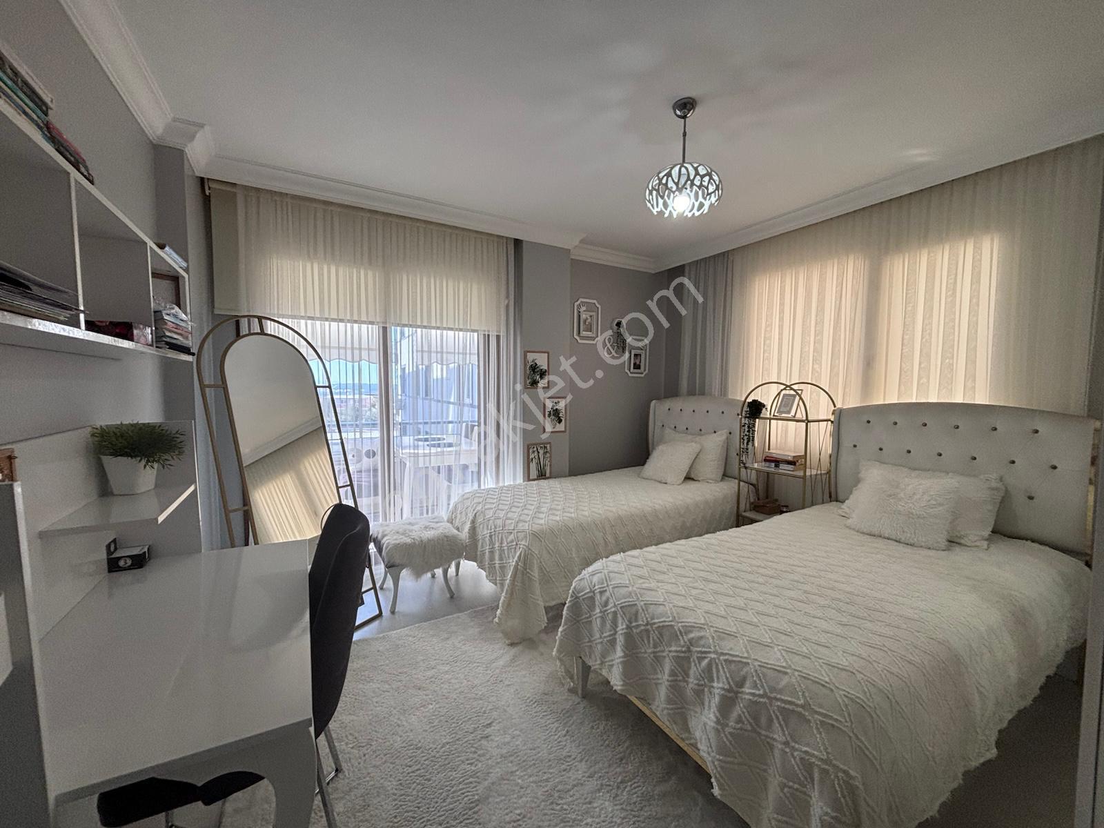 Aliağa Devlet Hastanesi Yakını Eşyalı Satılık Daire - Görsel 14