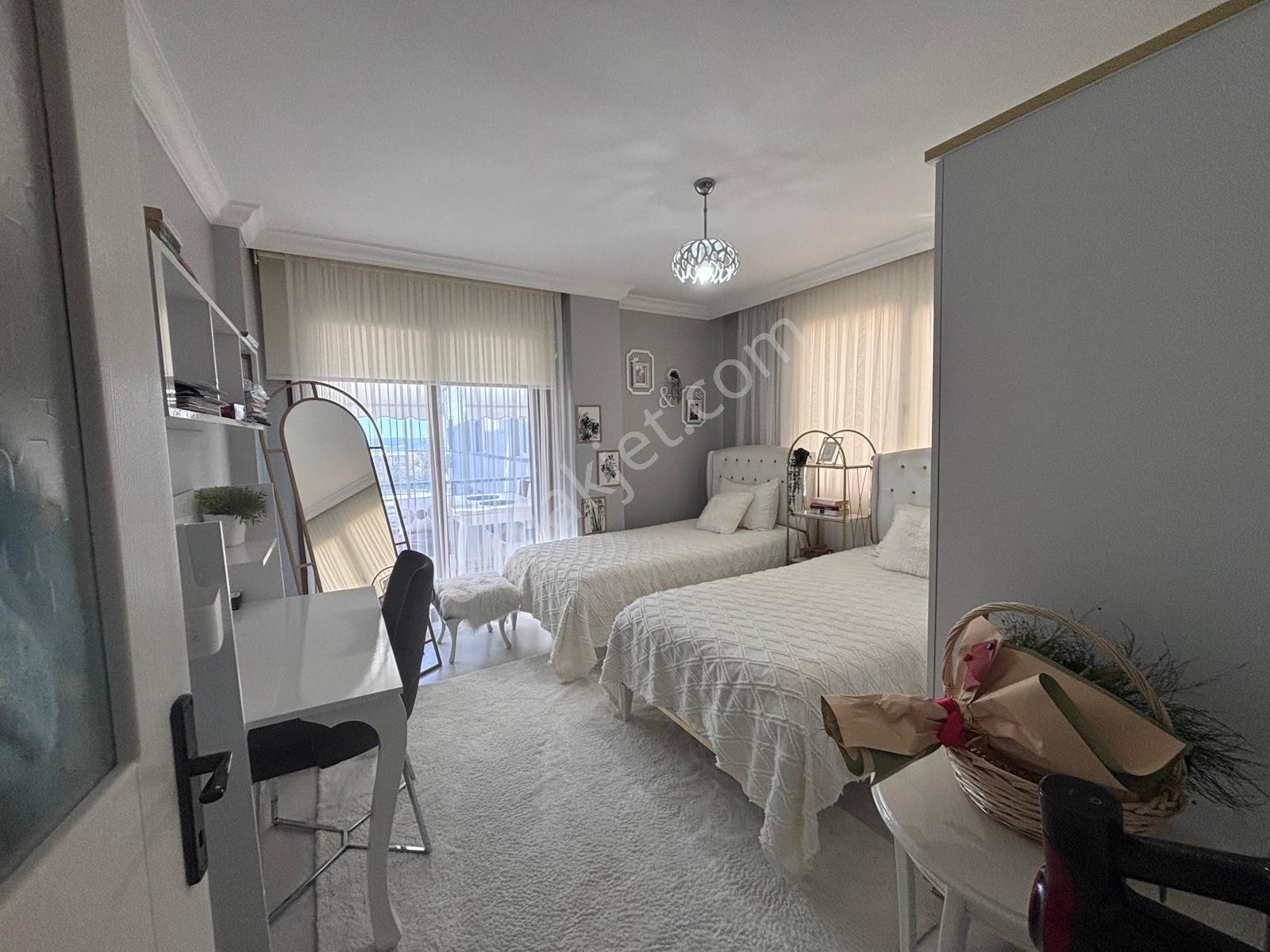 Aliağa Devlet Hastanesi Yakını Eşyalı Satılık Daire - Görsel 13