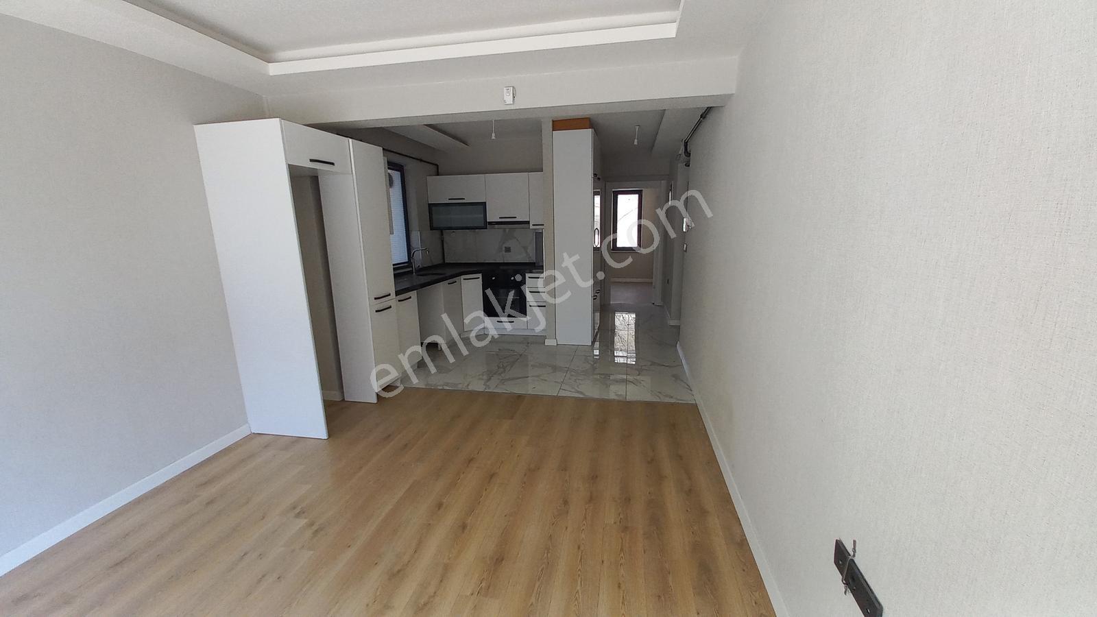 Saray Fatih Mahallesinde Satılık 1+1 Daire - Görsel 16