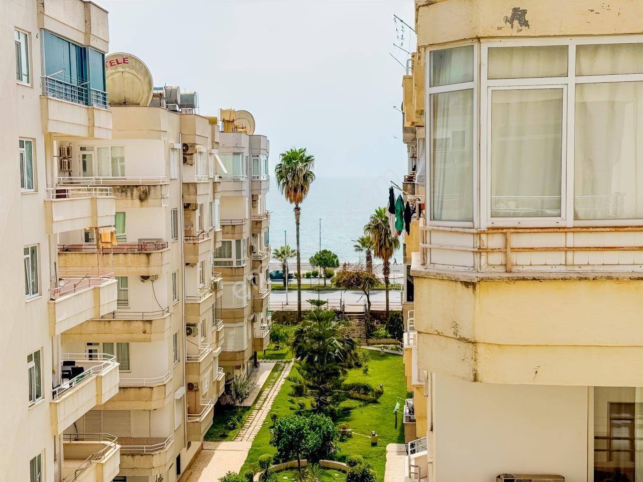 Denize Sıfır Sitede Eşyalı Havuzlu 2+1 Havuz Ve Deniz Manzaralı - Görsel 22