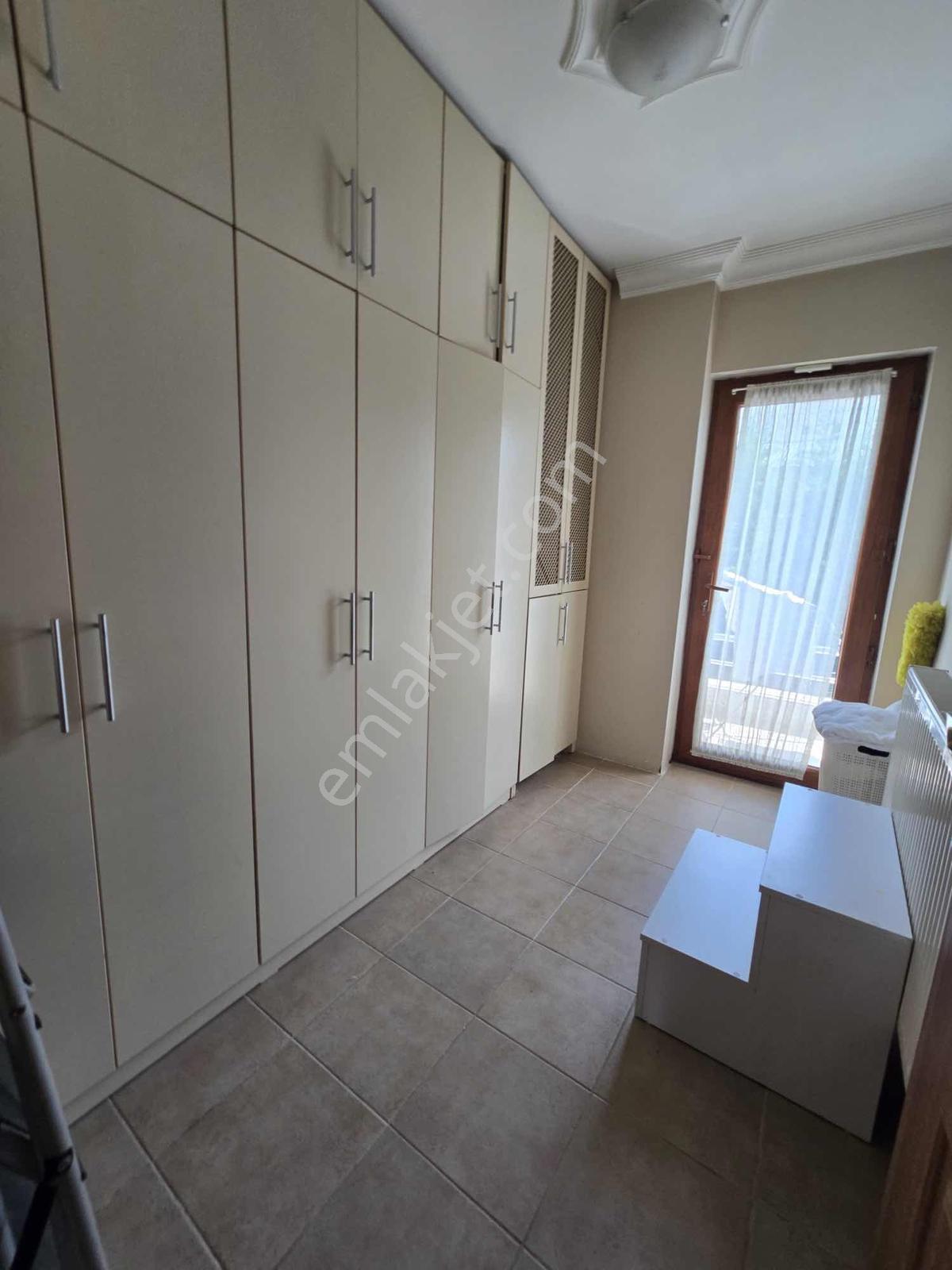 Sapanca'da 581 M2 Arsa İçerisinide 5+1 Satılık Villa - Görsel 31