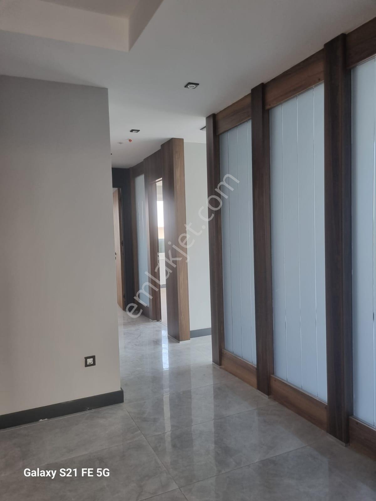 Palm Ofis'te Tüm Kat Kiralık Süper Lüks Ofis. - Görsel 14
