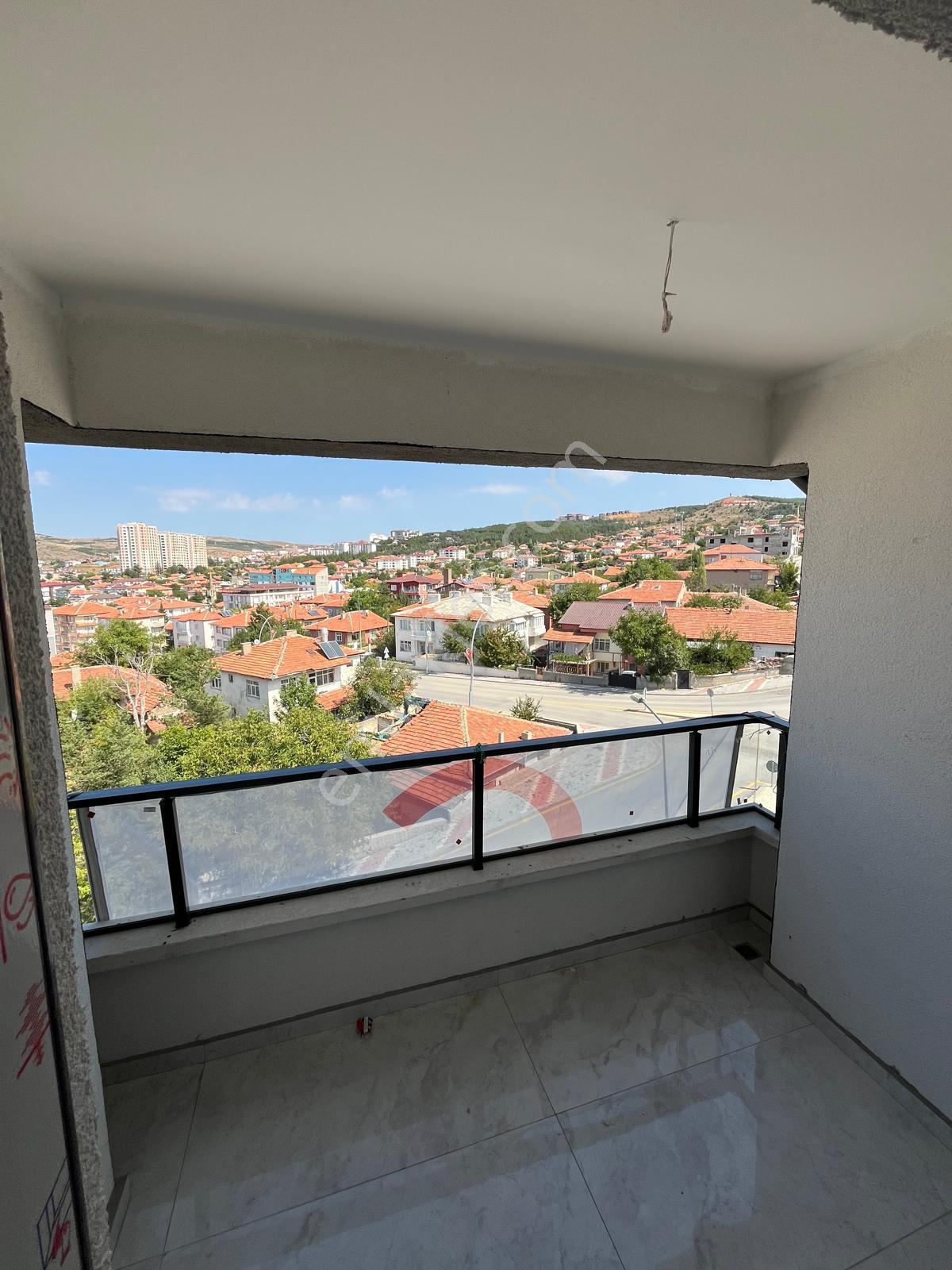 Çankaya Emlaktan Satılık Şehir Manzaralı Lüks 2+1 Daire - Görsel 15