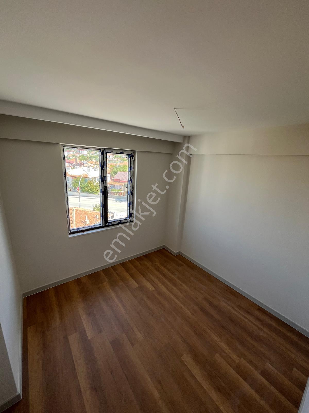 Çankaya Emlaktan Satılık Şehir Manzaralı Lüks 2+1 Daire - Görsel 8