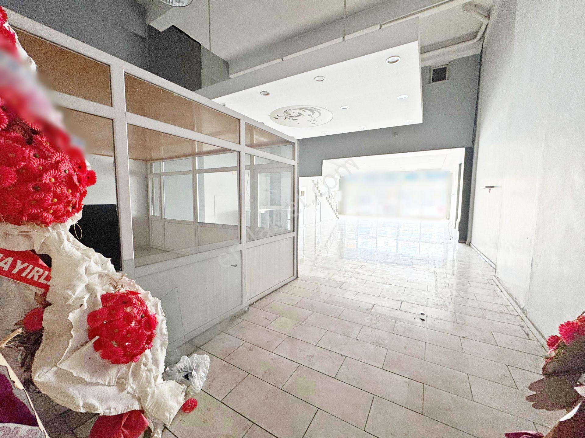 Oto Galericiler Sitesi Merkezi İşlek Caddede Kiralık İşyeri - Görsel 13