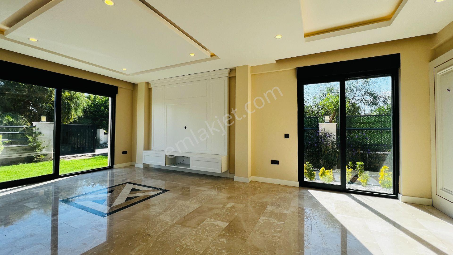 Kemer'de Satılık Müstakil 3+1 Villa. Русскоязычный Сервис - Görsel 10