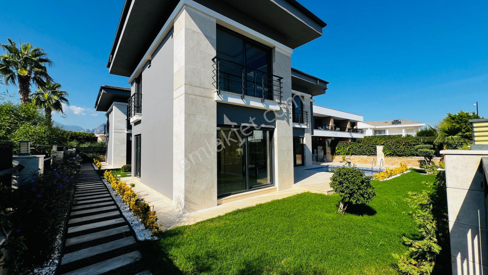 Kemer'de Satılık Müstakil 3+1 Villa. Русскоязычный Сервис - Görsel 3