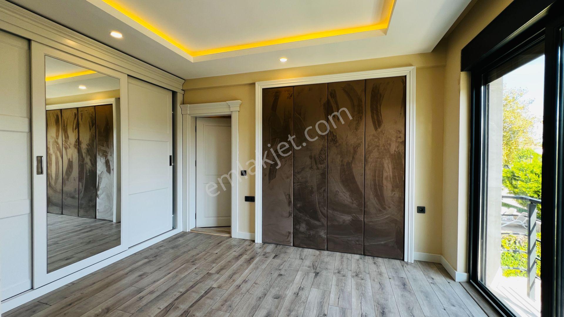 Kemer'de Satılık Müstakil 3+1 Villa. Русскоязычный Сервис - Görsel 14