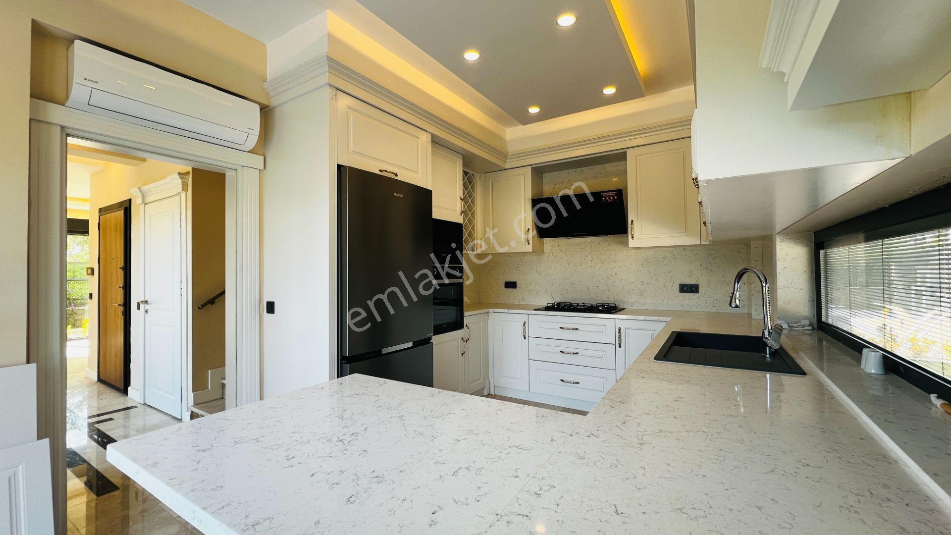 Kemer'de Satılık Müstakil 3+1 Villa. Русскоязычный Сервис - Görsel 13
