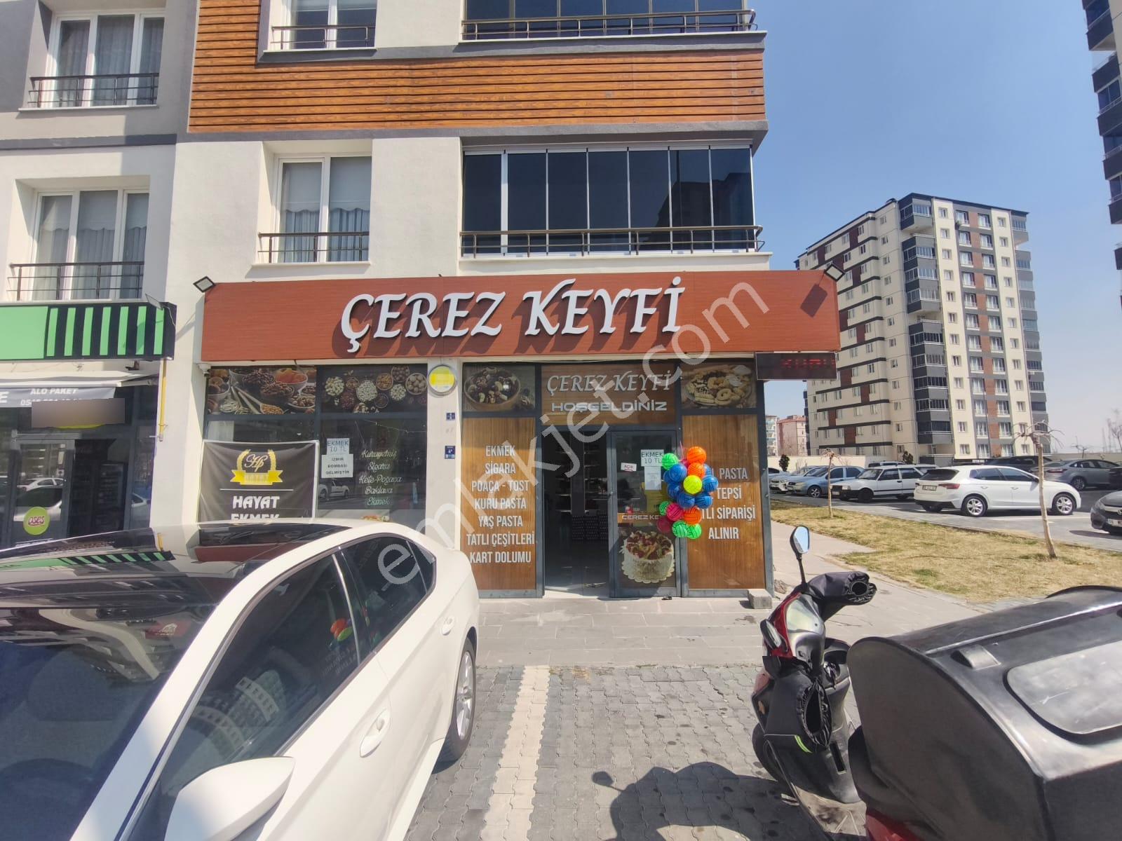 Kazım Karabekir'de Devren Köşe Başı Kuruyemiş Dükkanı - Görsel 3