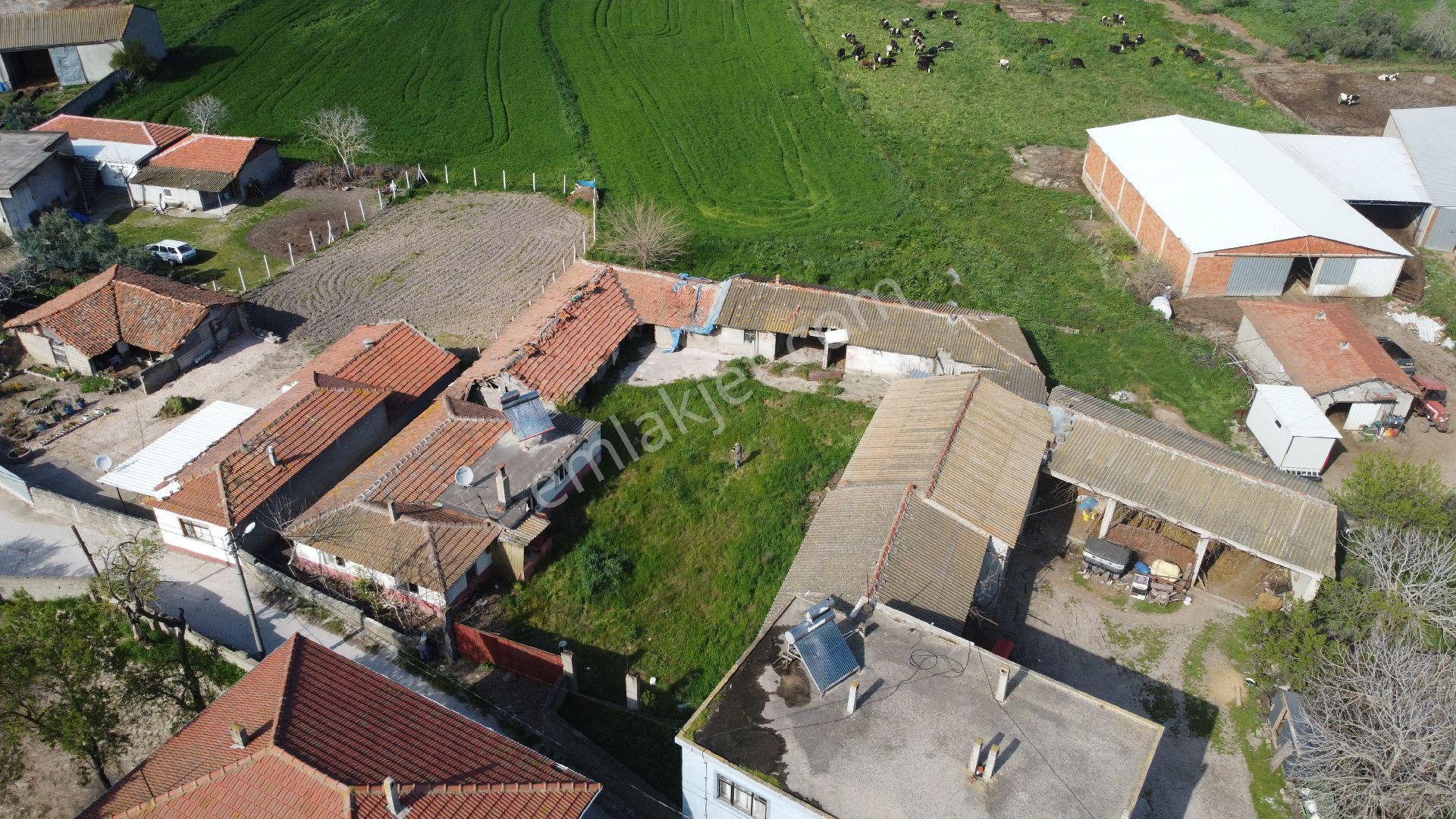 Gönen Üzümlü Mh. Satılık Müstakil Köy Evi Ve Damları - Görsel 11