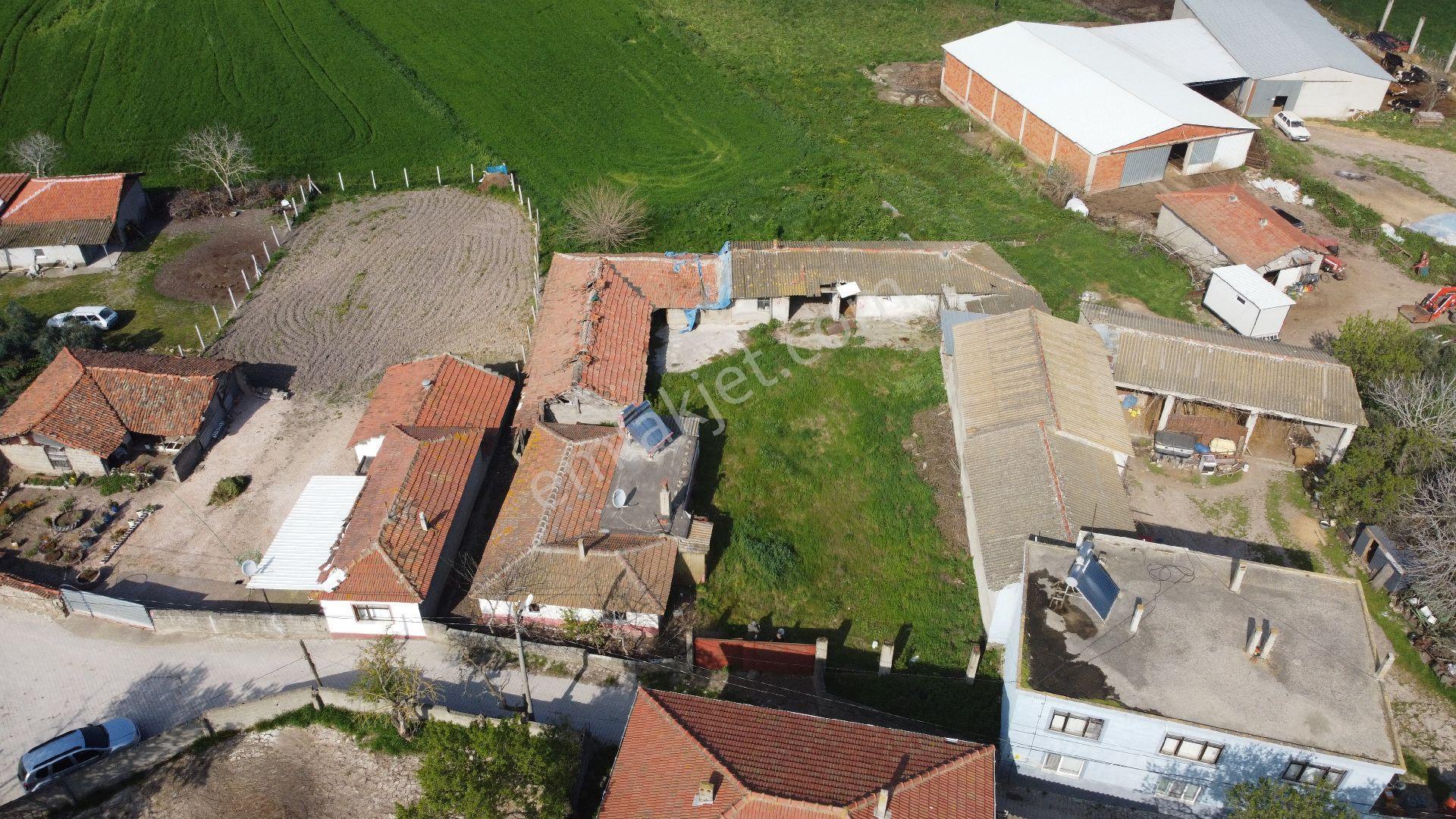Gönen Üzümlü Mh. Satılık Müstakil Köy Evi Ve Damları - Görsel 34