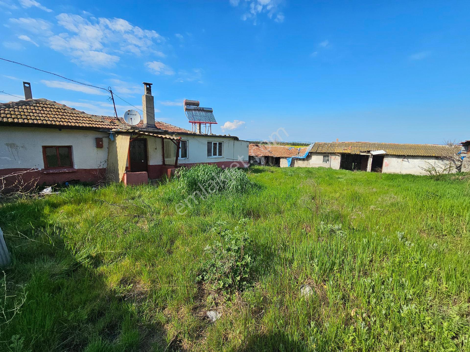 Gönen Üzümlü Mh. Satılık Müstakil Köy Evi Ve Damları - Görsel 32